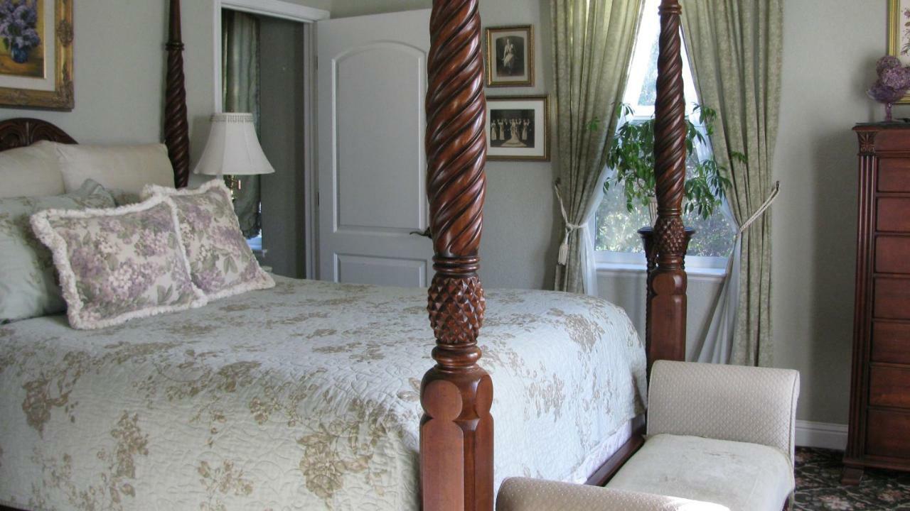Yosemite Rose Bed And Breakfast Groveland Exterior foto